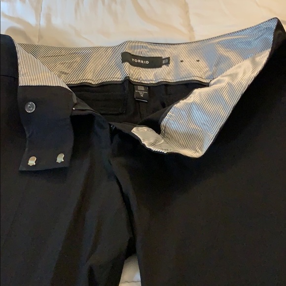 Black womans dress trousers - Picture 3 of 4